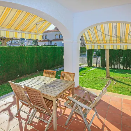 Litoral Costa Dorada - El Bosque Only Families Holiday home *